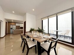 Lornie Road (D11), Terrace #457598601